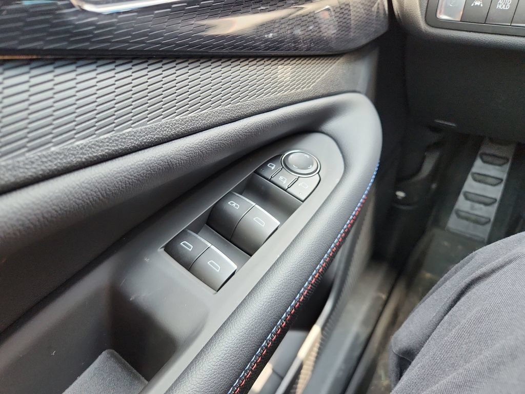 New 2026 Chevrolet Blazer EV RS AWD/4WD image 13
