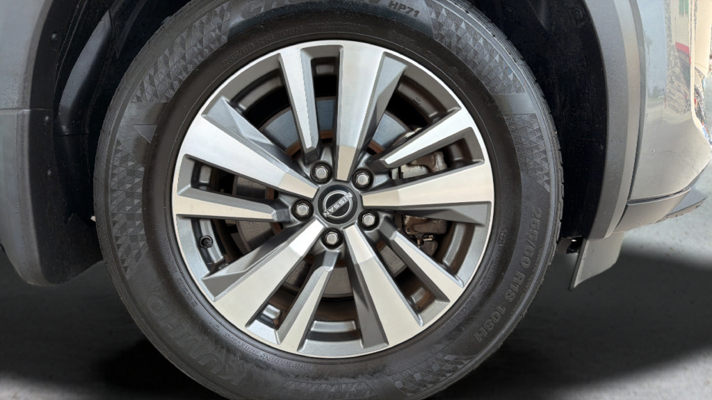 Used 2024 Nissan Pathfinder SL AWD/4WD image 30