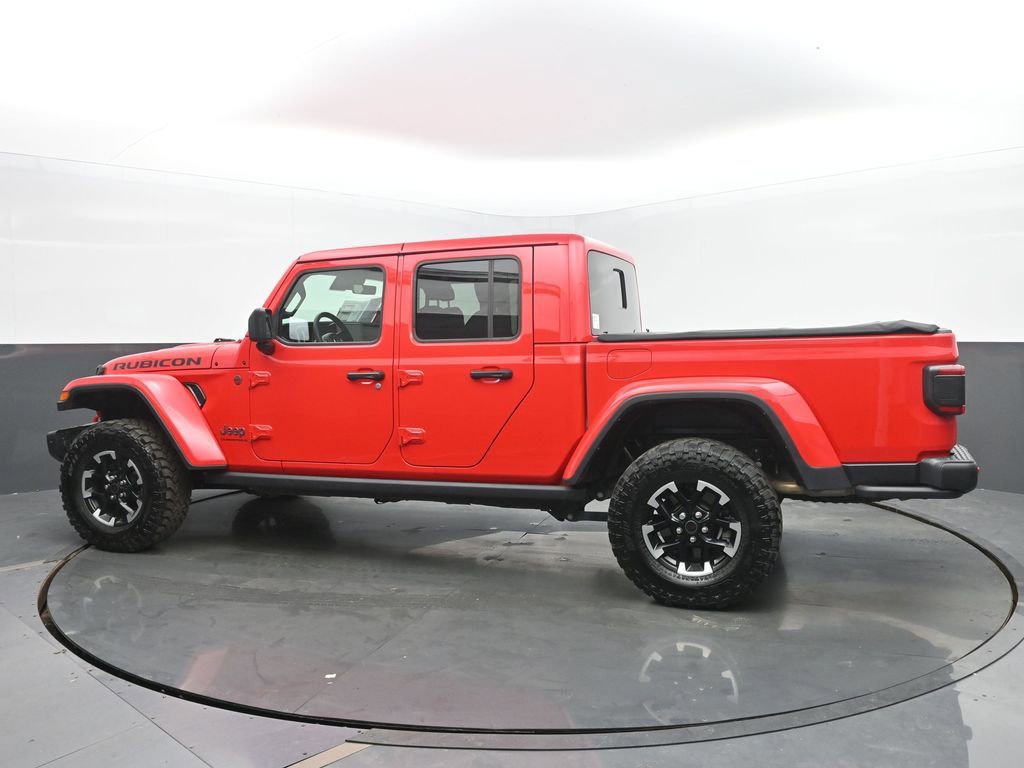 Used 2024 Jeep Gladiator Rubicon AWD/4WD image 3