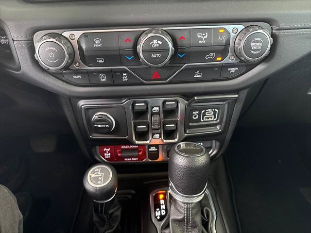 Used 2026 Jeep Gladiator Mojave AWD/4WD image 23