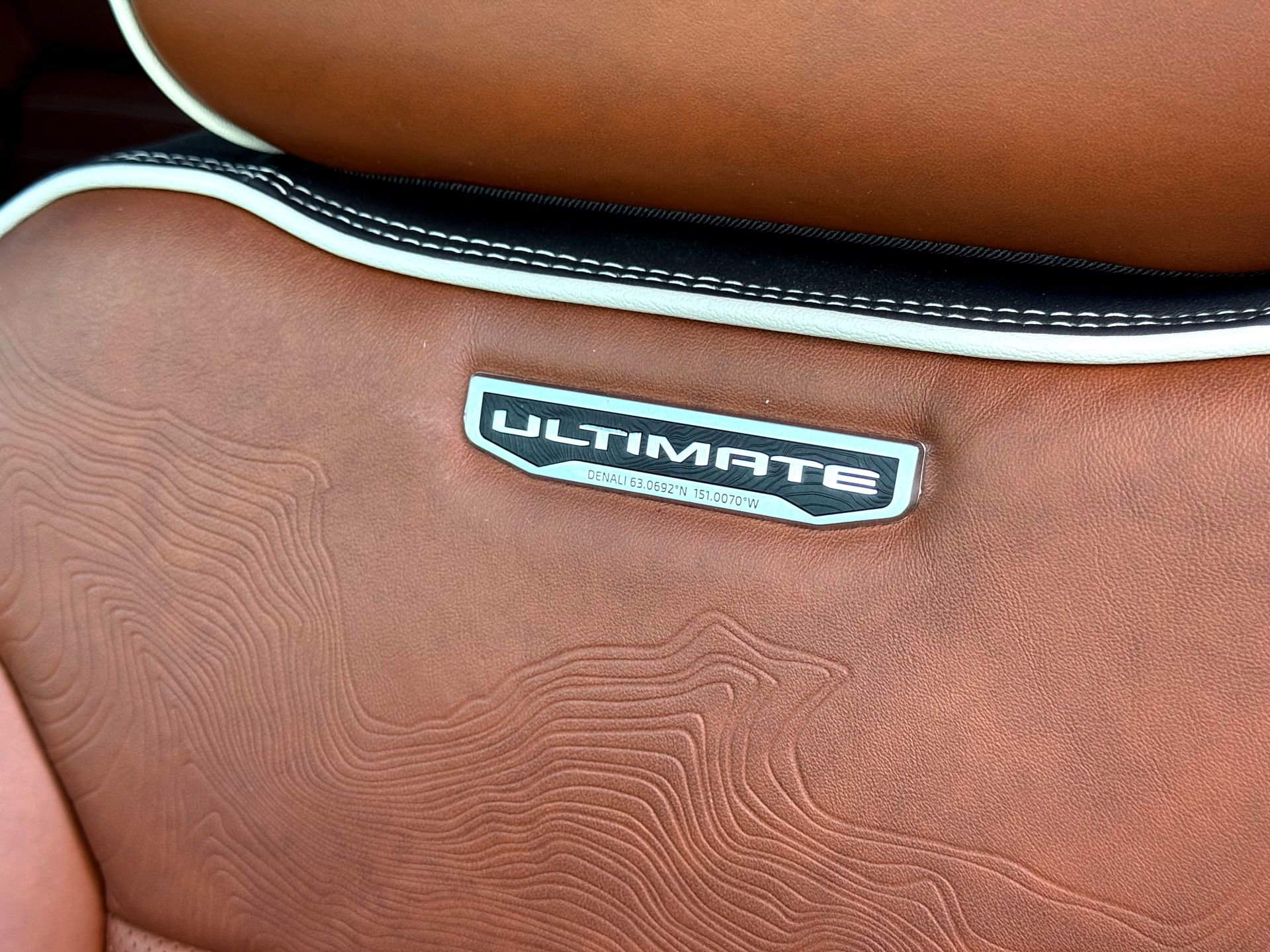 Used 2025 GMC Sierra 1500 Denali Ultimate image 15