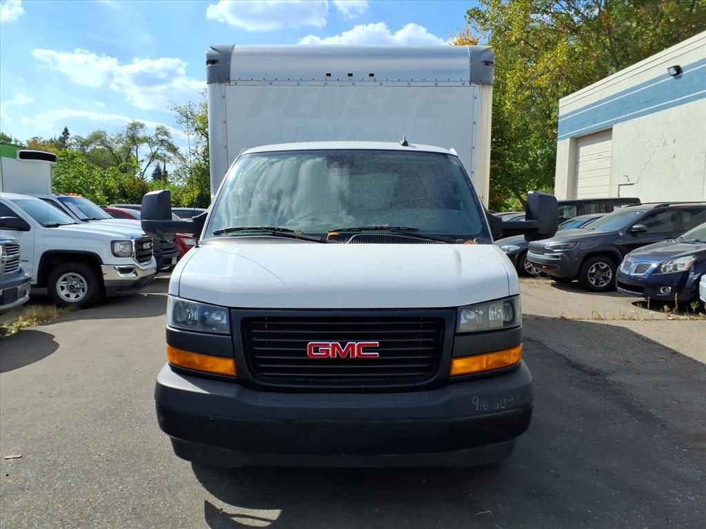 Used 2020 GMC Savana 3500 Extended w/ Driver Convenience Package RWD image 7