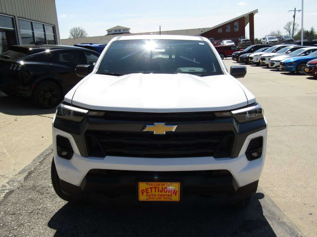 New 2026 Chevrolet Colorado LT w/ LT Convenience Package AWD/4WD image 13