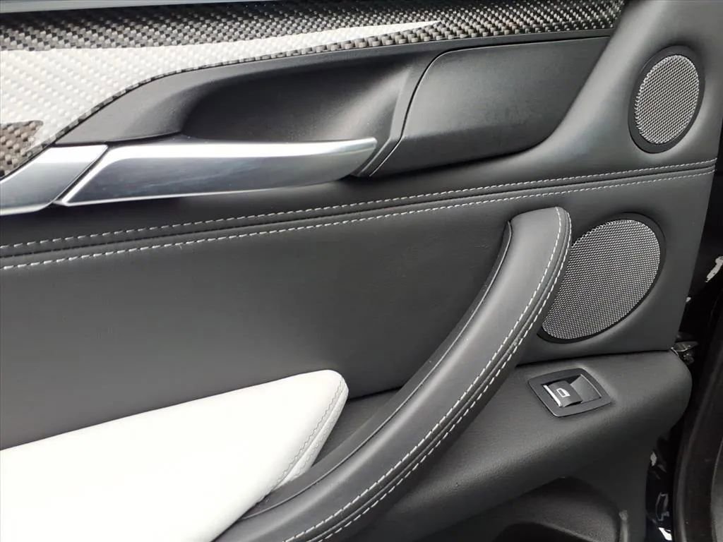 Used 2019 BMW X6 M image 22