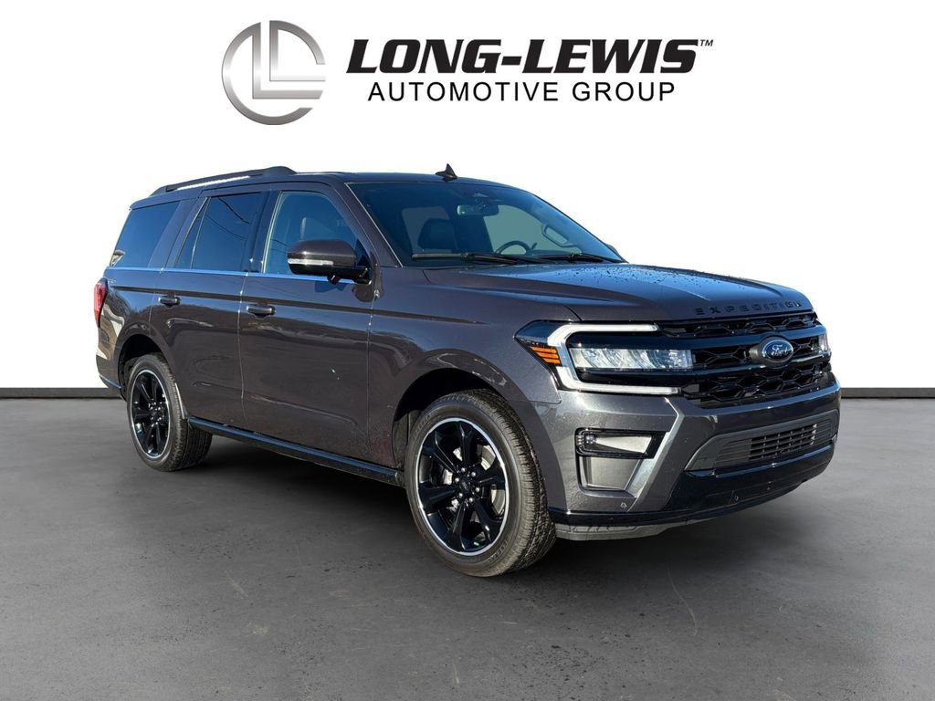 Used 2023 Ford Expedition Limited image 10