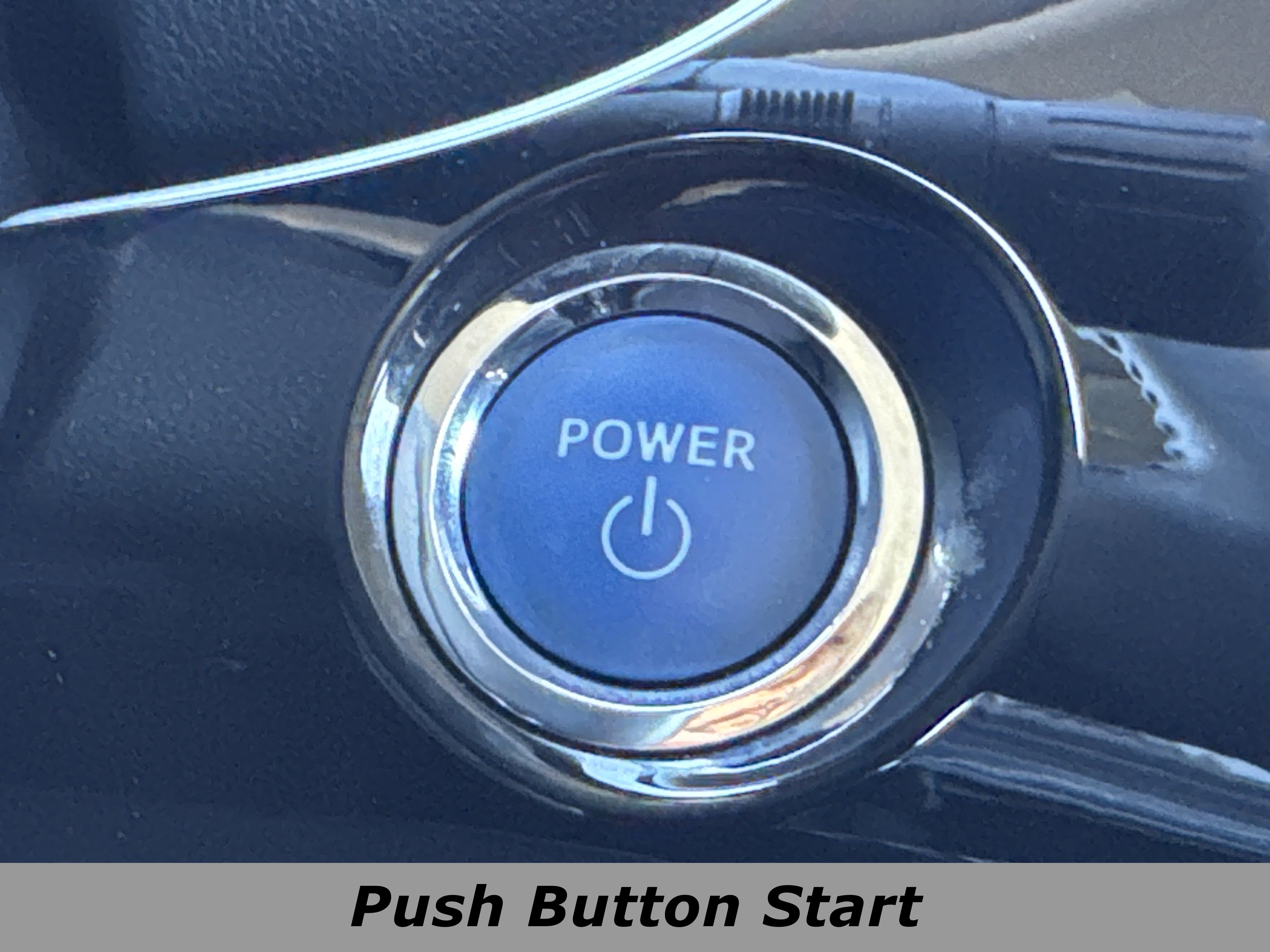 Used 2021 Toyota Prius L Eco image 10