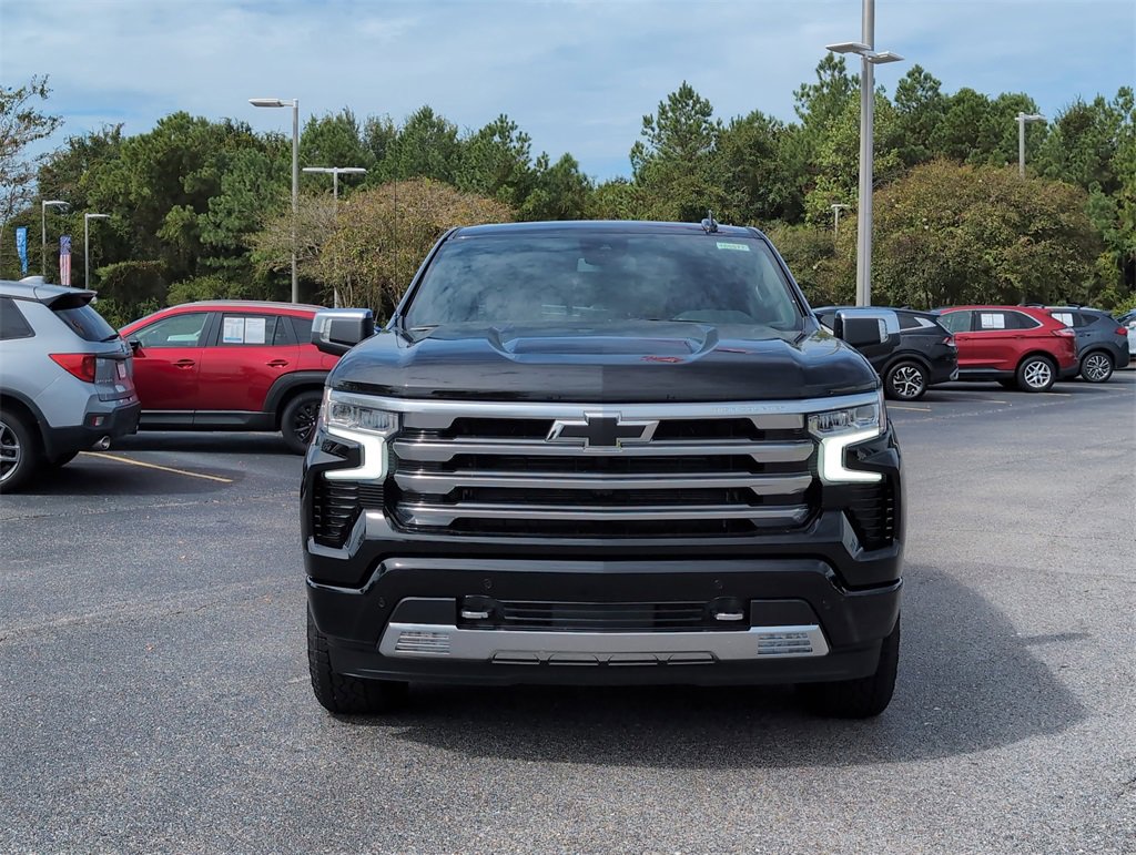 New 2026 Chevrolet Silverado 1500 High Country w/ LPO, Dark Essentials Package image 8