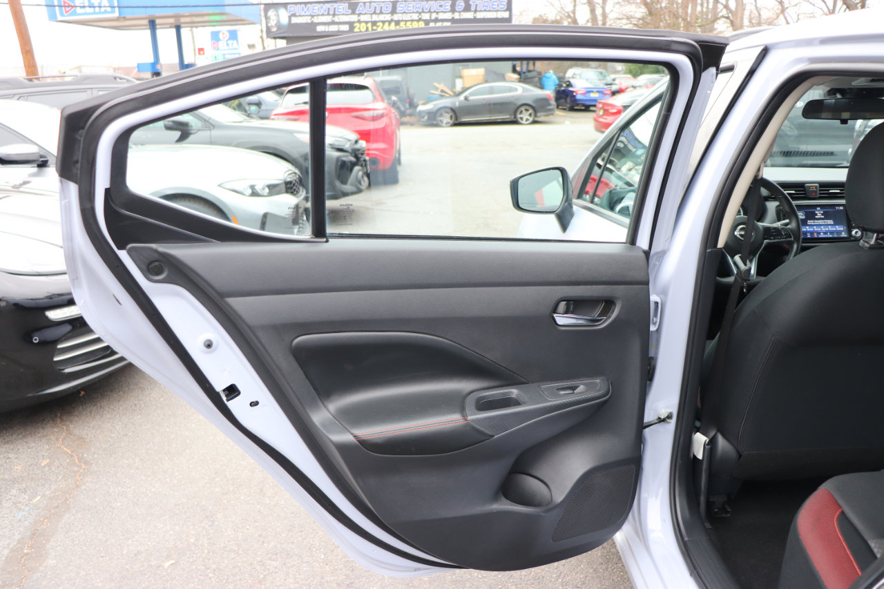 Used 2024 Nissan Versa SR image 23