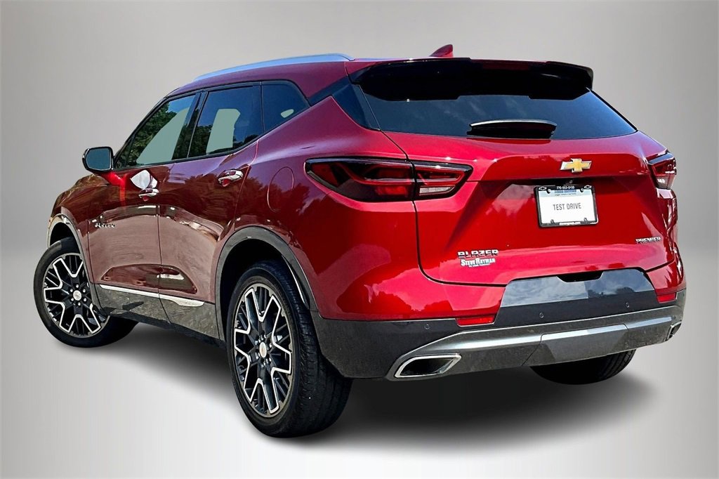 Certified 2023 Chevrolet Blazer Premier w/ Enhanced Convenience Package image 5