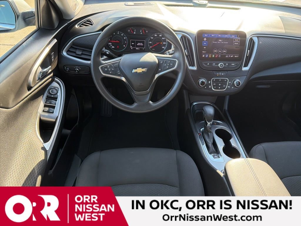 Used 2025 Chevrolet Malibu LT FWD image 22