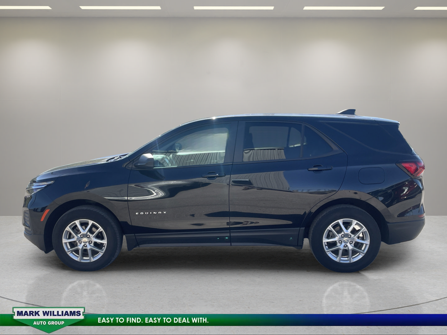 Used 2024 Chevrolet Equinox LS w/ LS Convenience Package AWD/4WD image 4