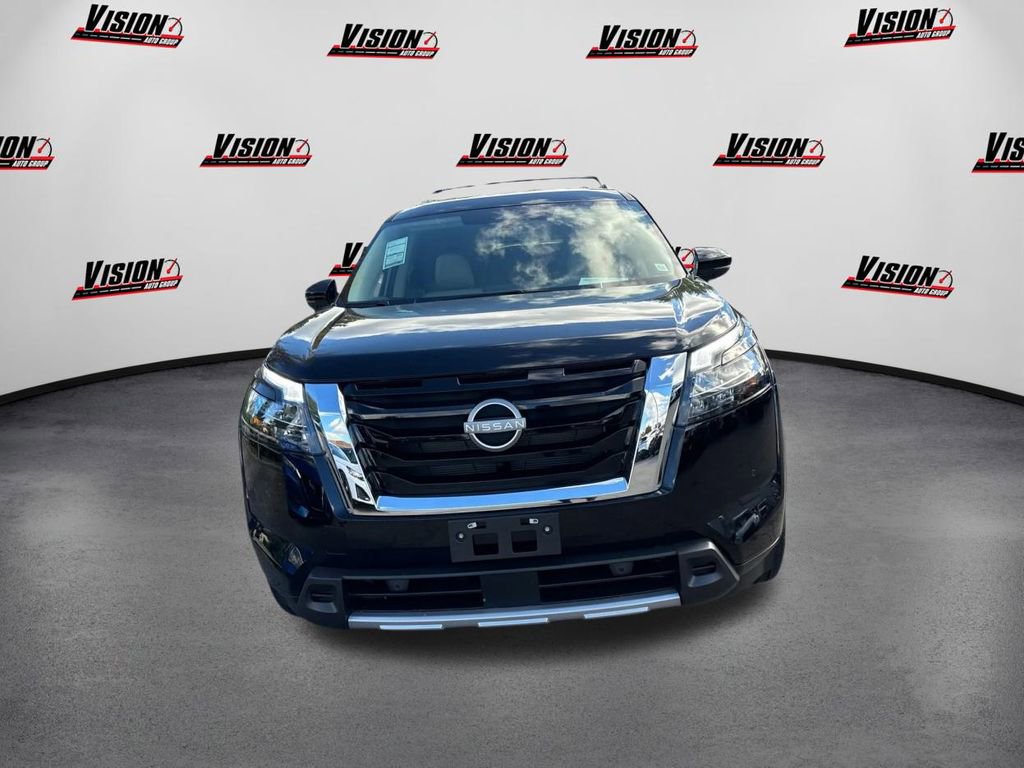 New 2025 Nissan Pathfinder SL video 2