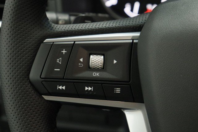 New 2026 Mitsubishi Outlander SE FWD image 9