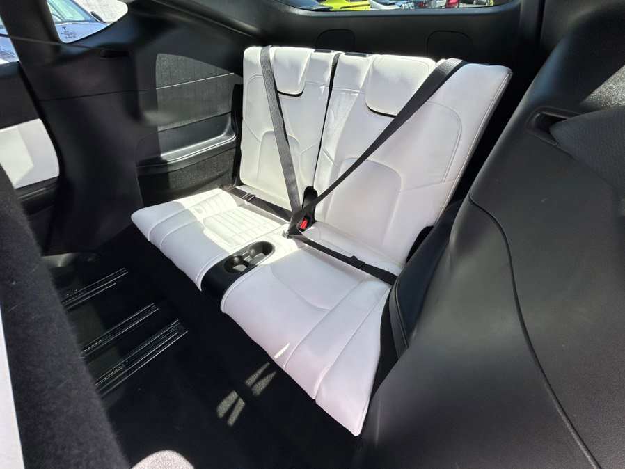 Used 2021 Tesla Model Y Long Range image 58