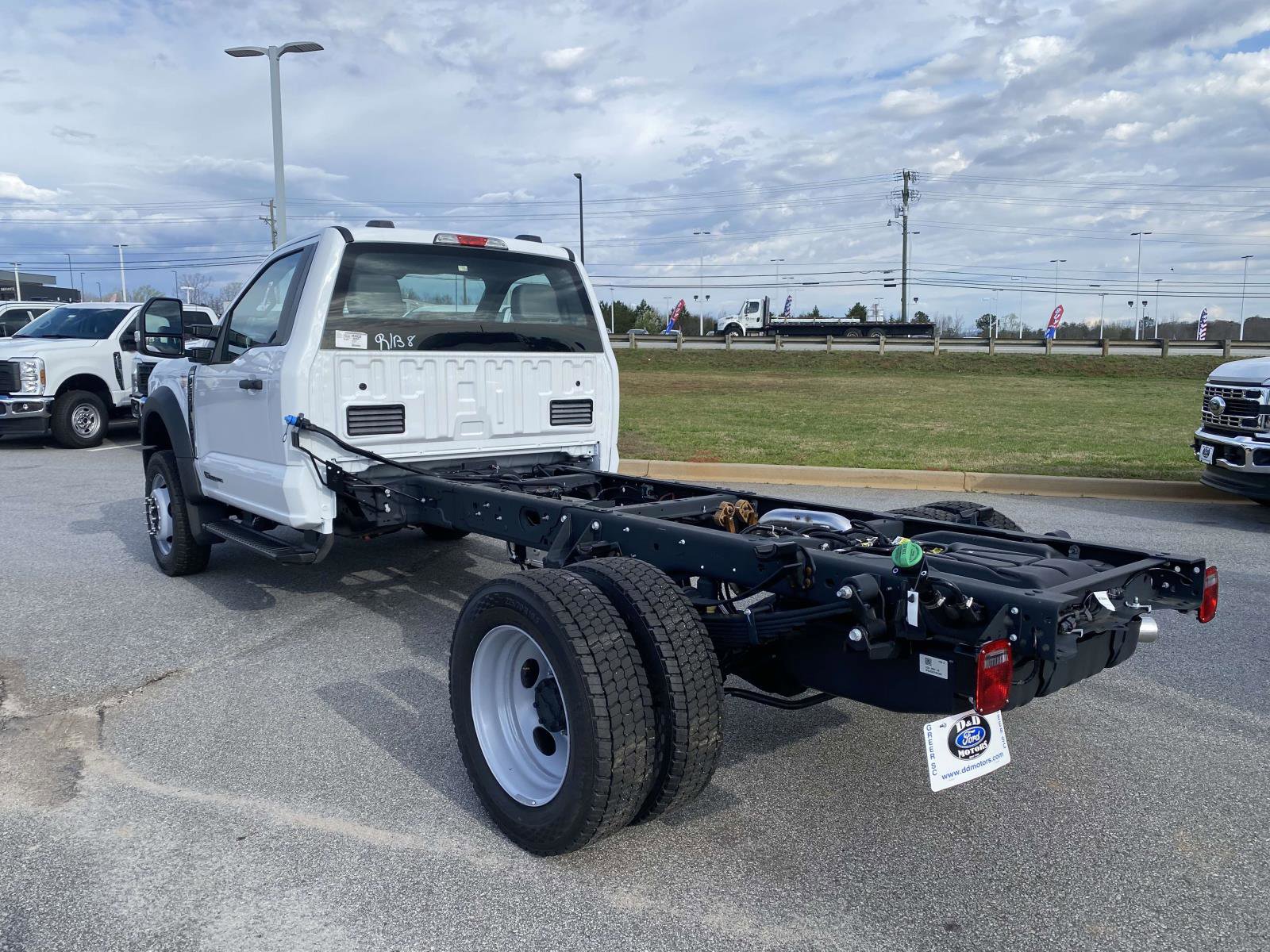New 2026 Ford F550 4x4 Regular Cab Super Duty image 5
