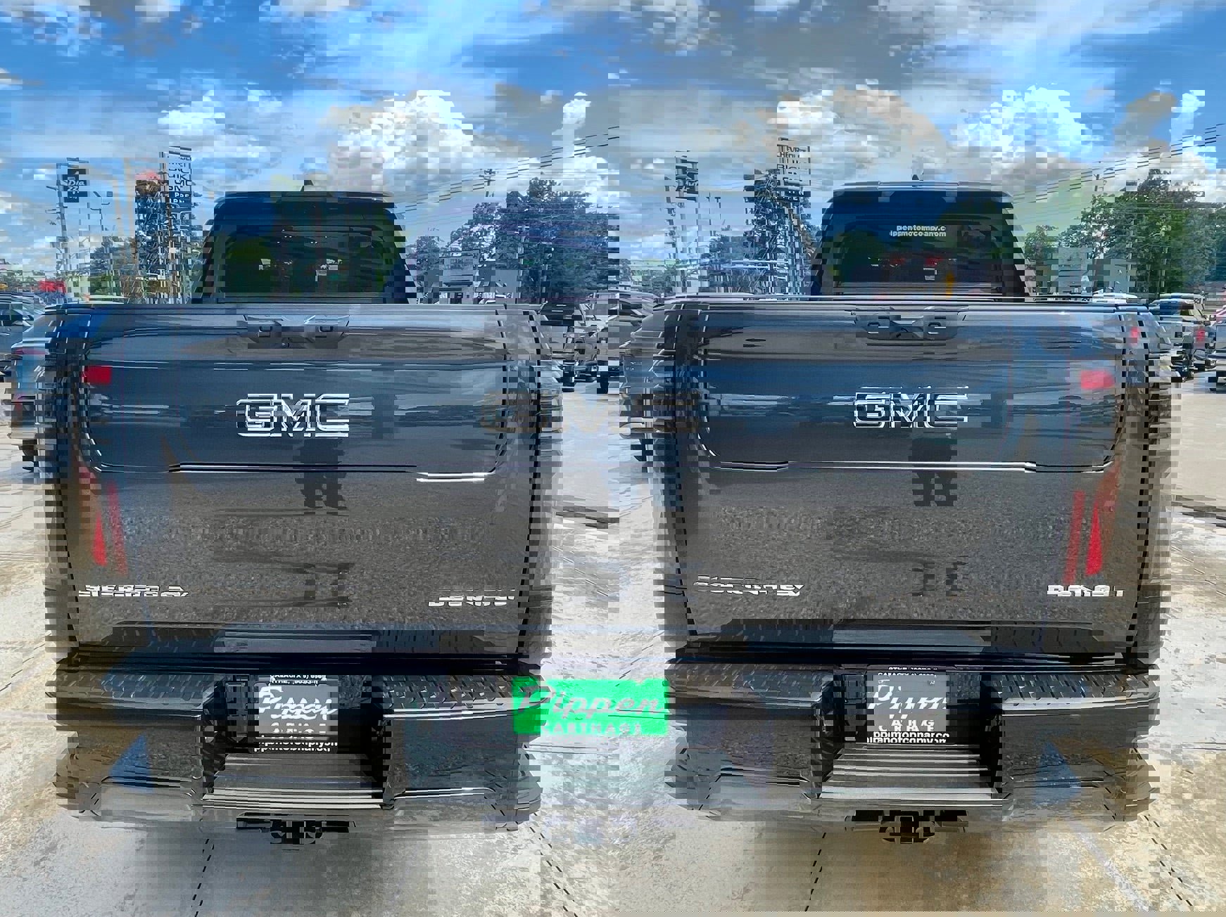 New 2025 GMC Sierra EV Denali image 7