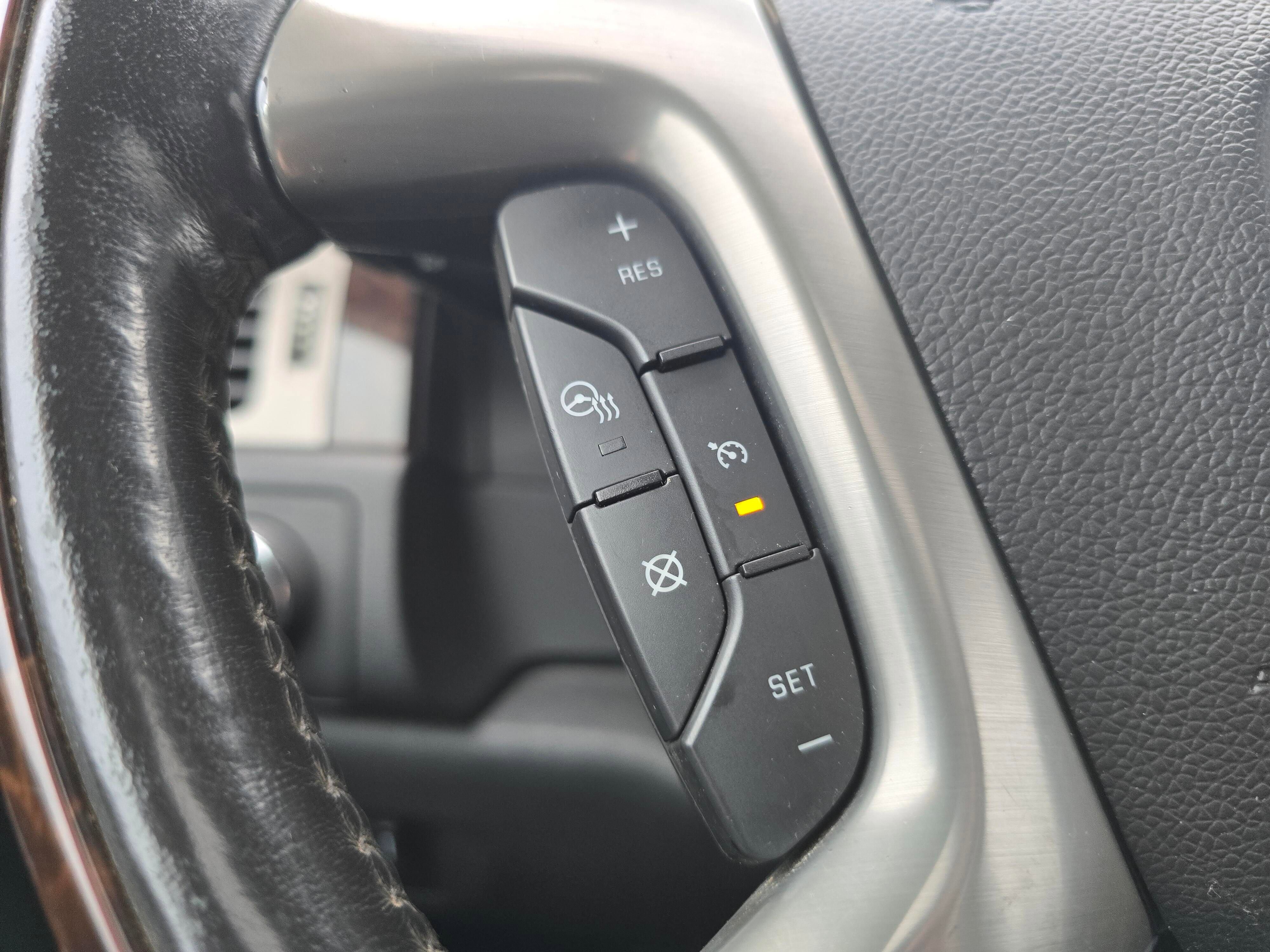 Used 2013 GMC Sierra 3500 Denali image 25