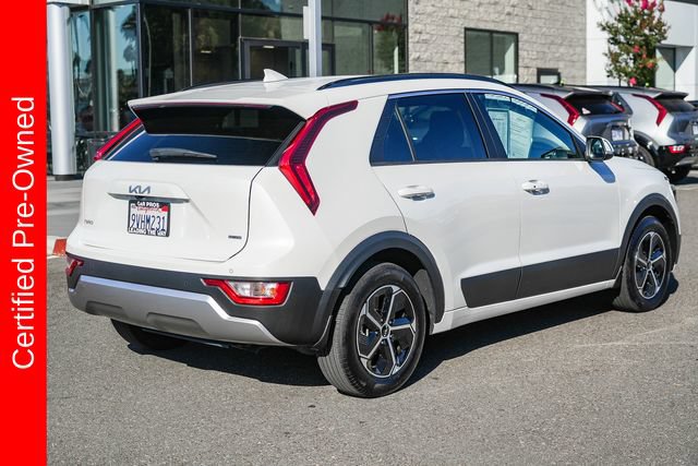 Certified 2025 Kia Niro EX FWD image 9