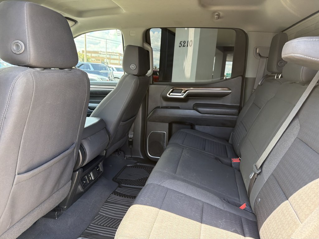 Certified 2022 Chevrolet Silverado 1500 LT RWD image 17