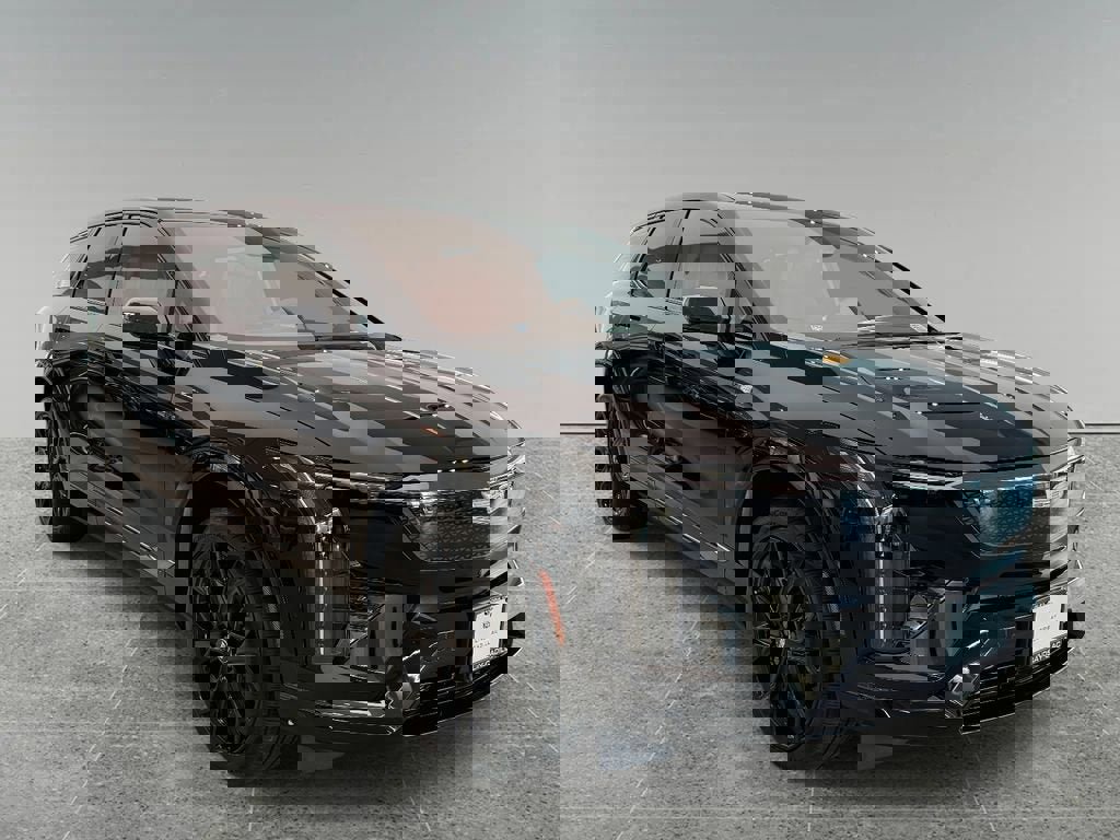 New 2025 Cadillac Optiq Sport 2 w/ LPO, ONYX Package AWD/4WD image 8