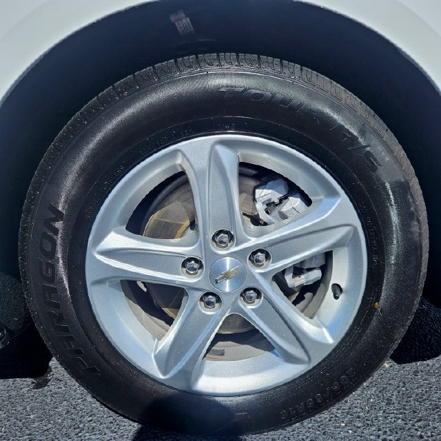 Used 2024 Chevrolet Malibu LT FWD image 35