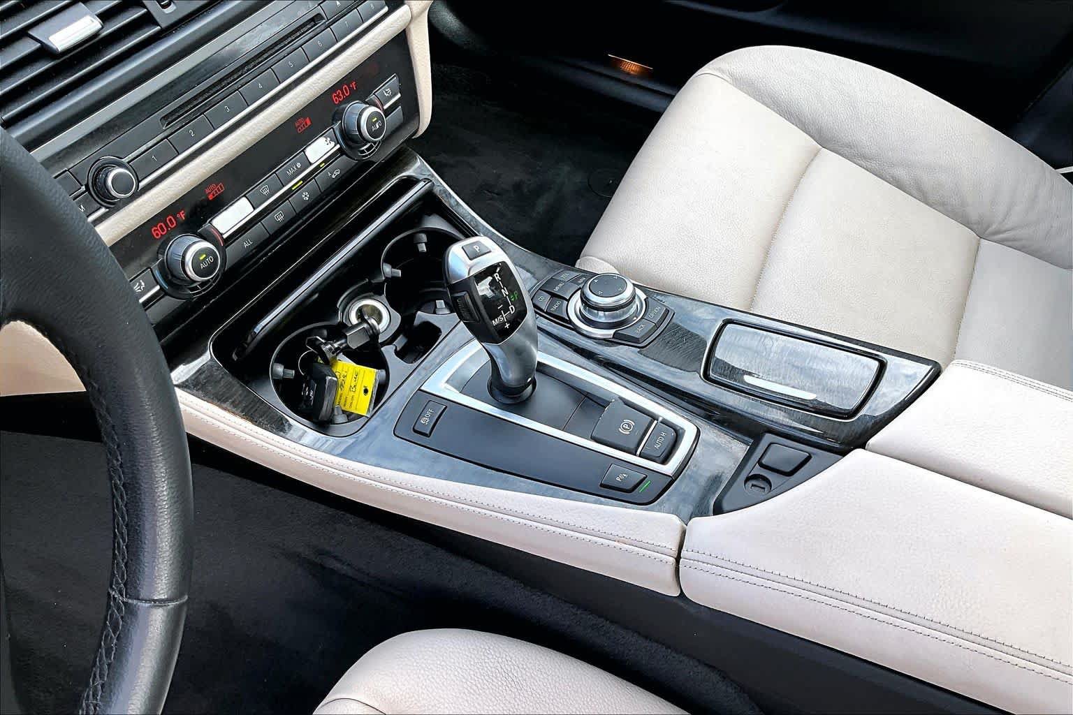 Used 2011 BMW 528i Sedan RWD image 15