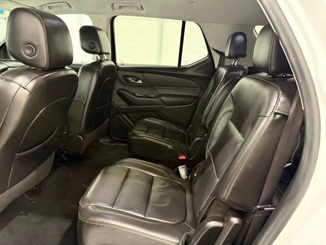 Used 2021 Chevrolet Traverse RS image 19