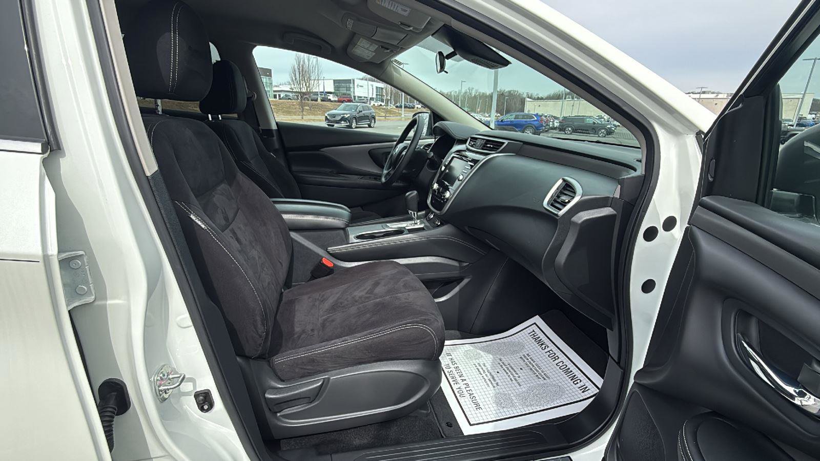 Used 2020 Nissan Murano S w/ Technology Package image 18