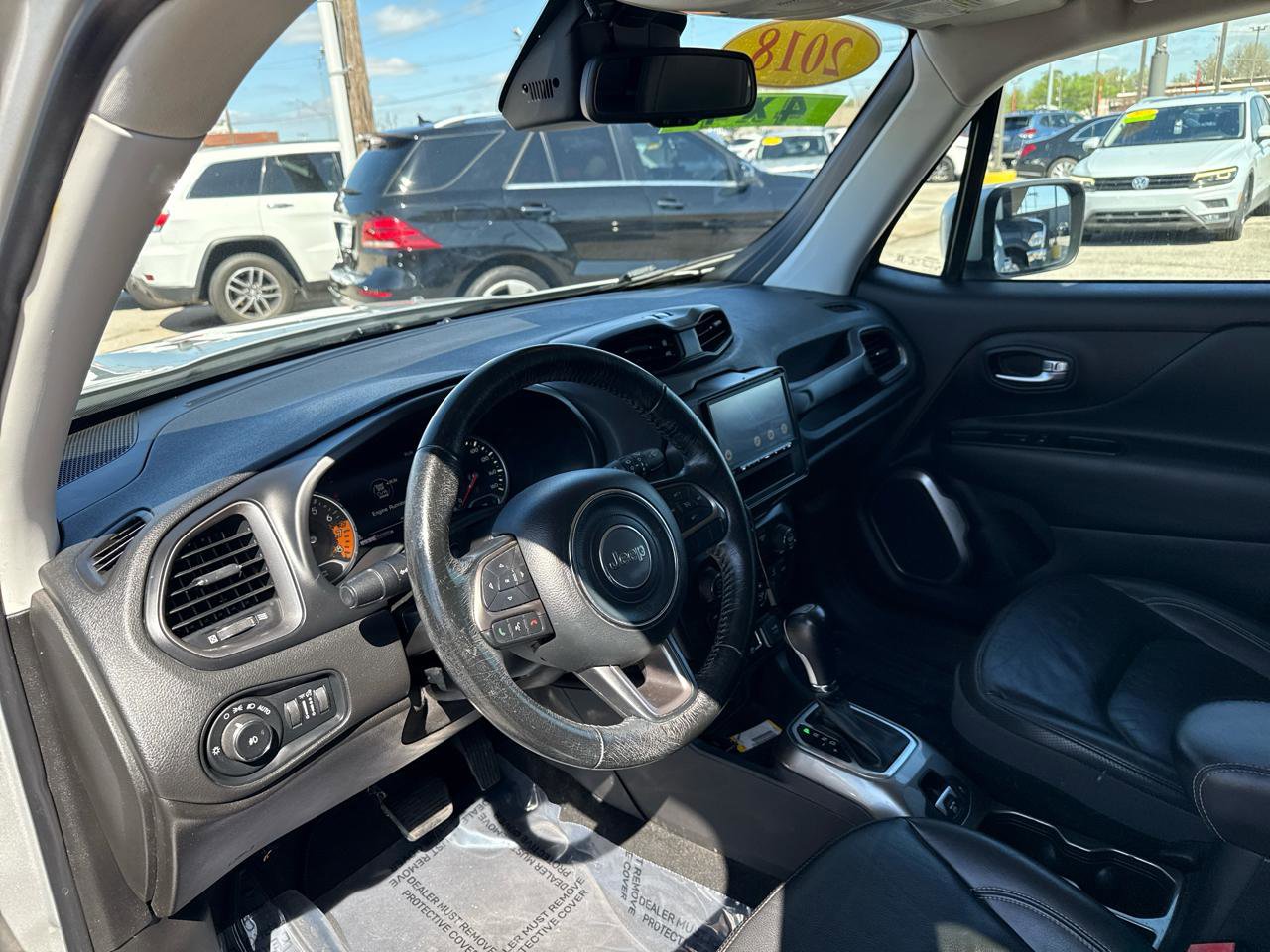 Used 2018 Jeep Renegade Limited w/ UConnect 8.4 Nav Group AWD/4WD image 8
