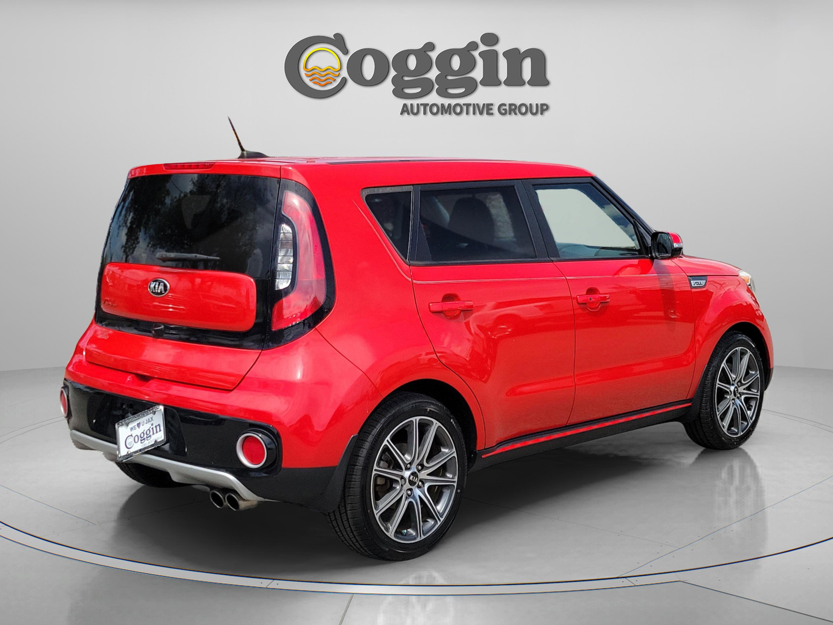 Used 2018 Kia Soul ! image 3