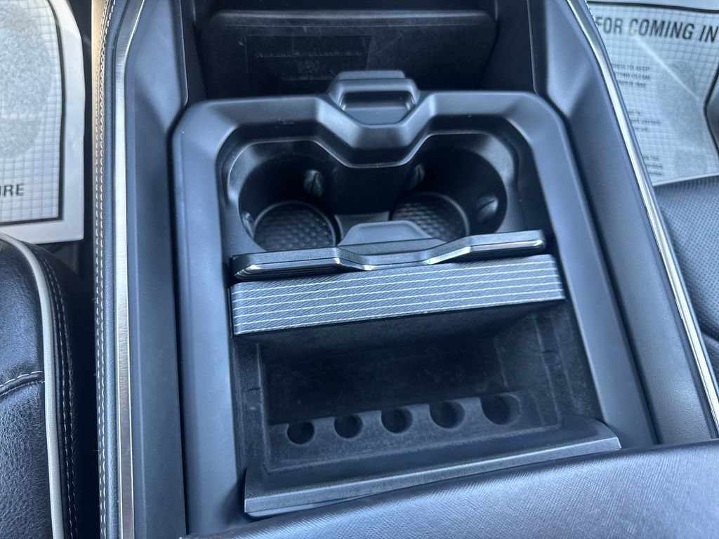 Used 2020 RAM 1500 Limited w/ Black Appearance Package AWD/4WD image 47