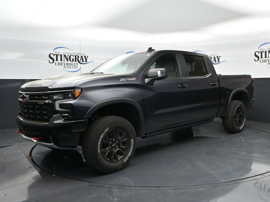 Used 2022 Chevrolet Silverado 1500 ZR2 w/ Technology Package image 3