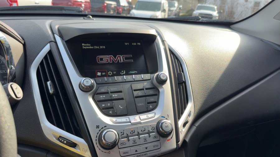Used 2012 GMC Terrain SLE AWD/4WD image 17