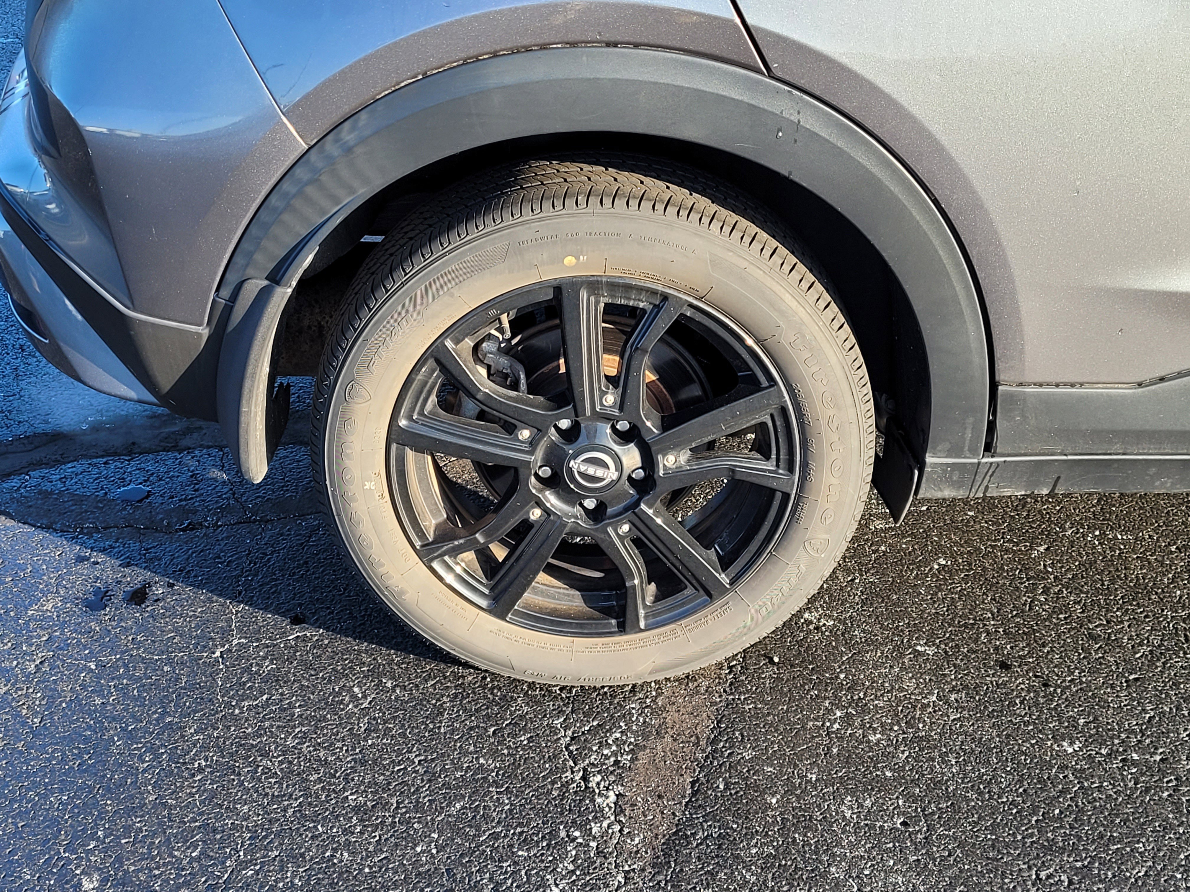 Used 2022 Nissan Kicks SR w/ Premium Package image 10