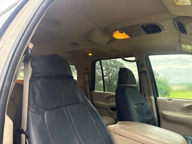 Used 2002 Ford Expedition XLT RWD image 26