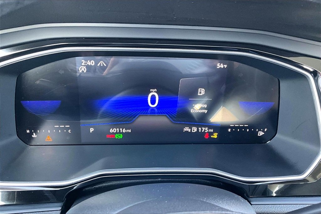 Used 2024 Volkswagen Jetta SE image 18