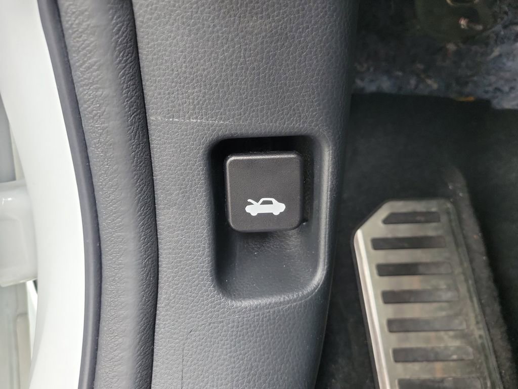 Used 2022 Honda Accord Sport image 32