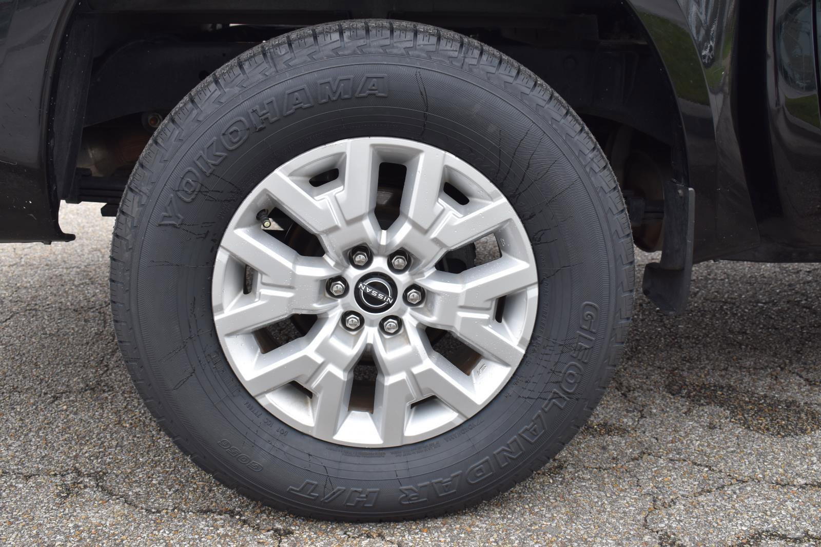 Used 2022 Nissan Frontier SV image 13