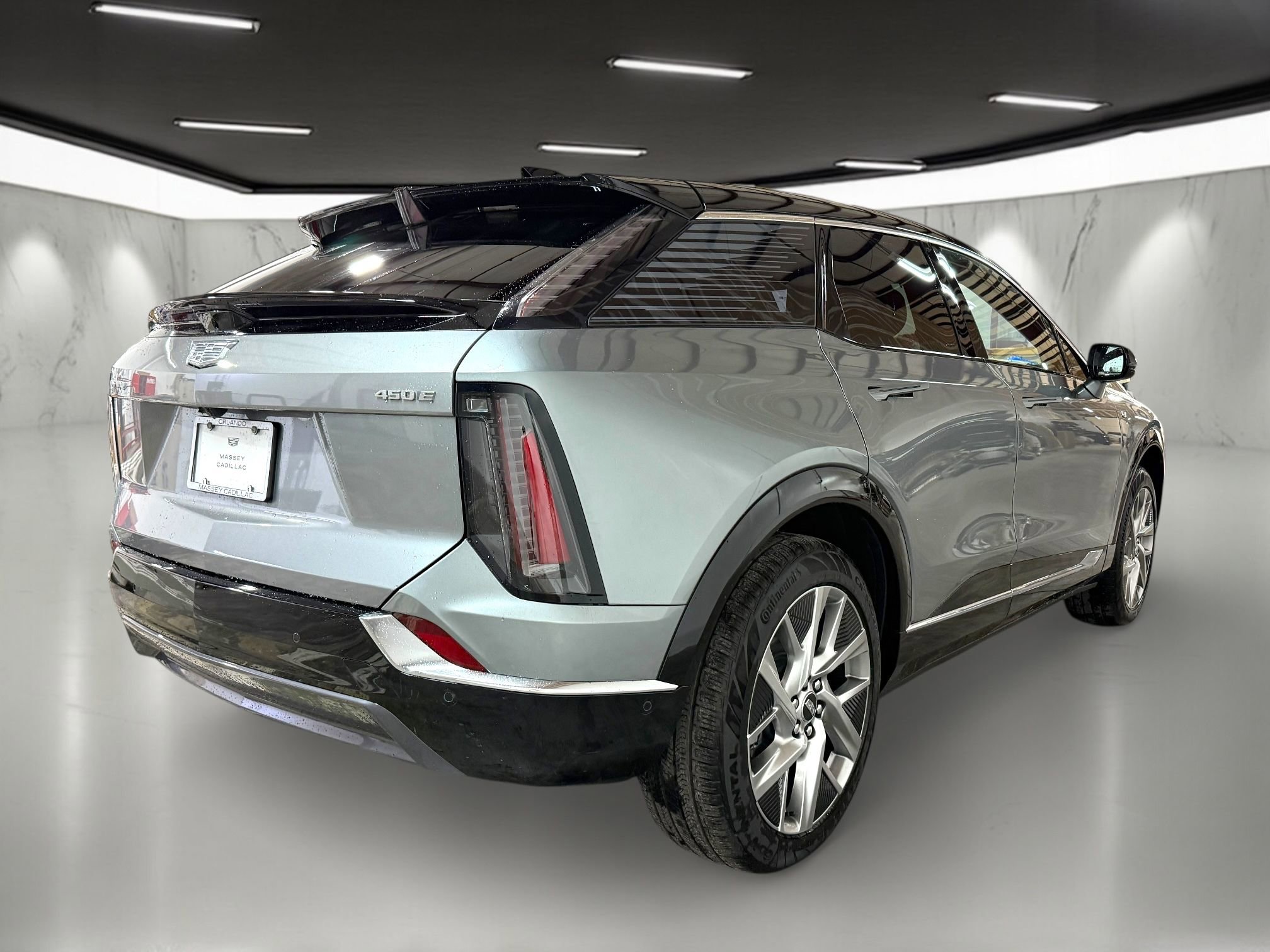 New 2026 Cadillac Optiq Luxury 2 image 9