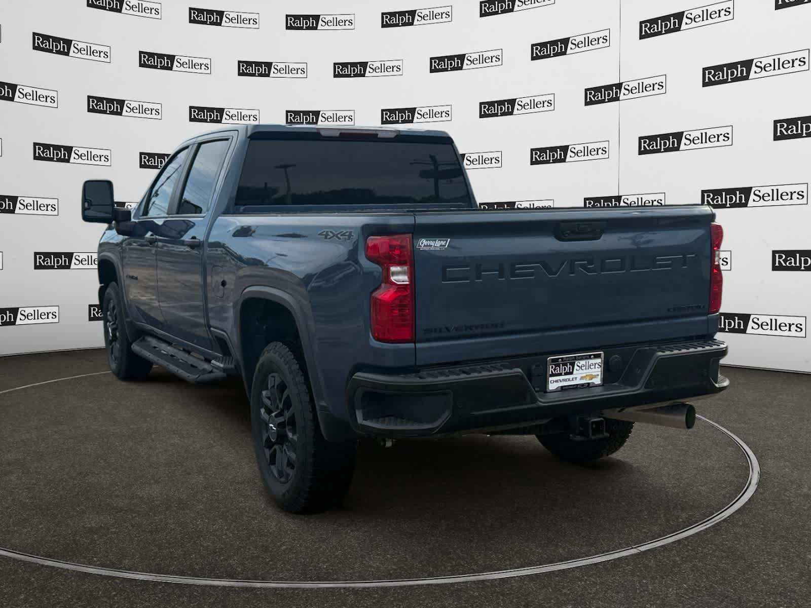 Used 2025 Chevrolet Silverado 2500 Custom w/ Custom Value Package AWD/4WD image 4