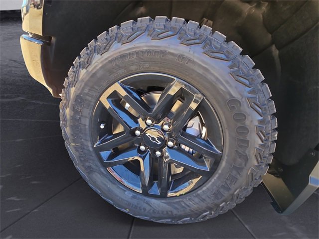 Used 2025 Chevrolet Silverado 1500 Custom Trail Boss image 14