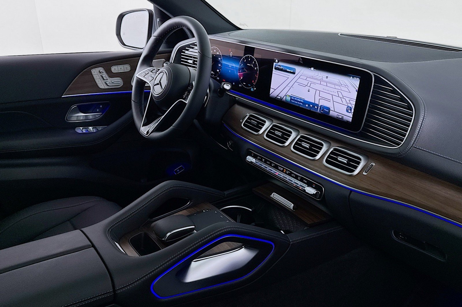 New 2026 Mercedes-Benz GLE 450 4MATIC Coupe image 15