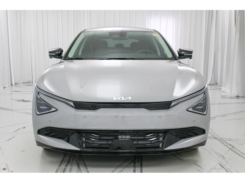 New 2025 Kia EV6 Wind image 3