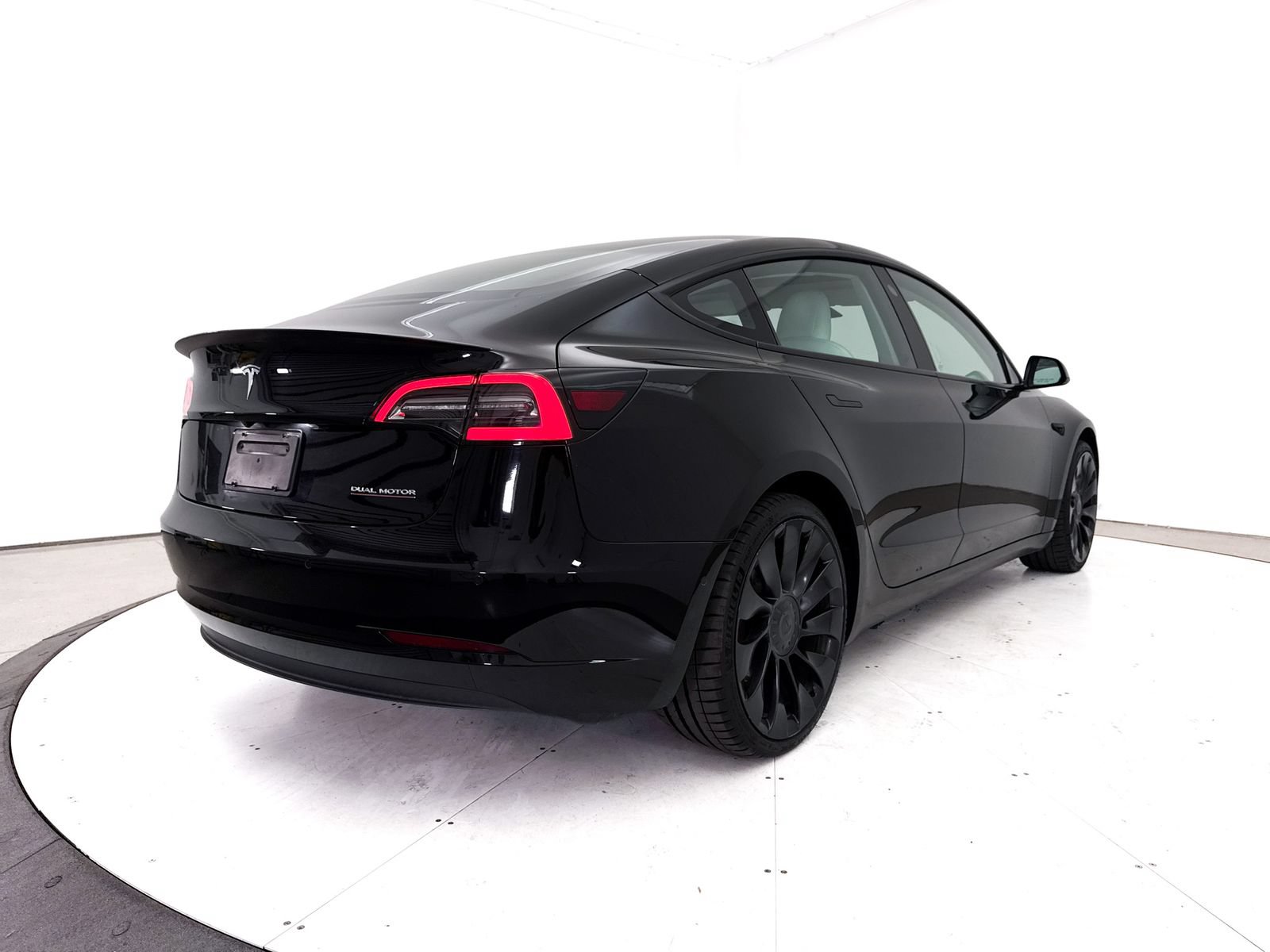 Used 2022 Tesla Model 3 Performance AWD/4WD image 18