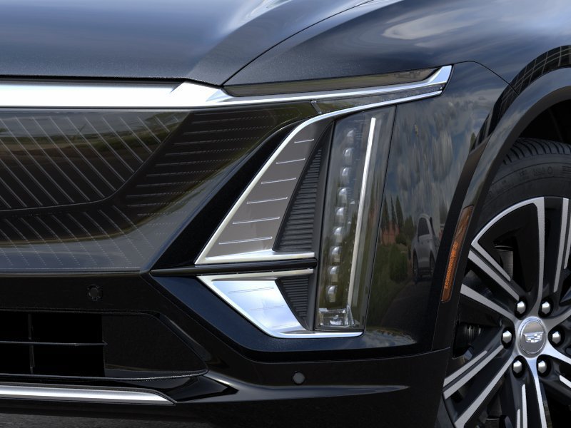 New 2027 Cadillac Lyriq Luxury w/ LPO, Floor Liner Package AWD/4WD image 12