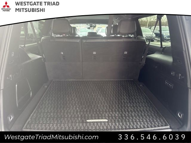 Used 2024 Jeep Wagoneer L Series II w/ Flexible Seating Group image 29