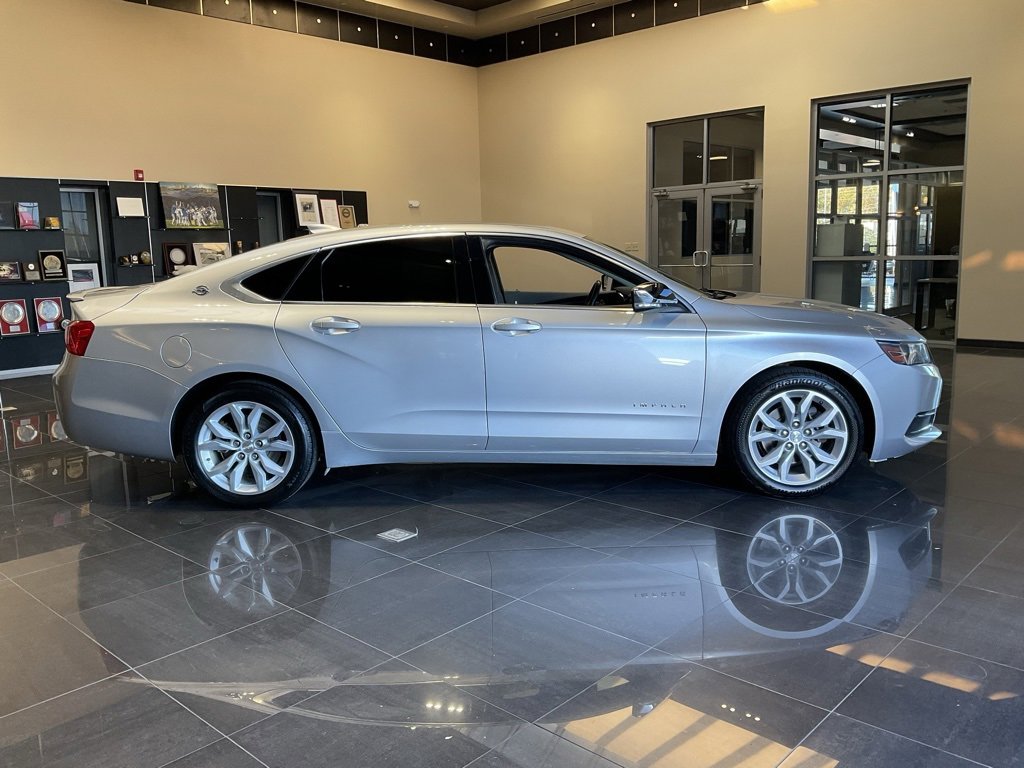 Used 2016 Chevrolet Impala LT w/ Convenience Package image 6