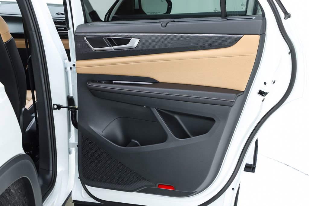 New 2026 Volkswagen Atlas Cross Sport SEL image 31
