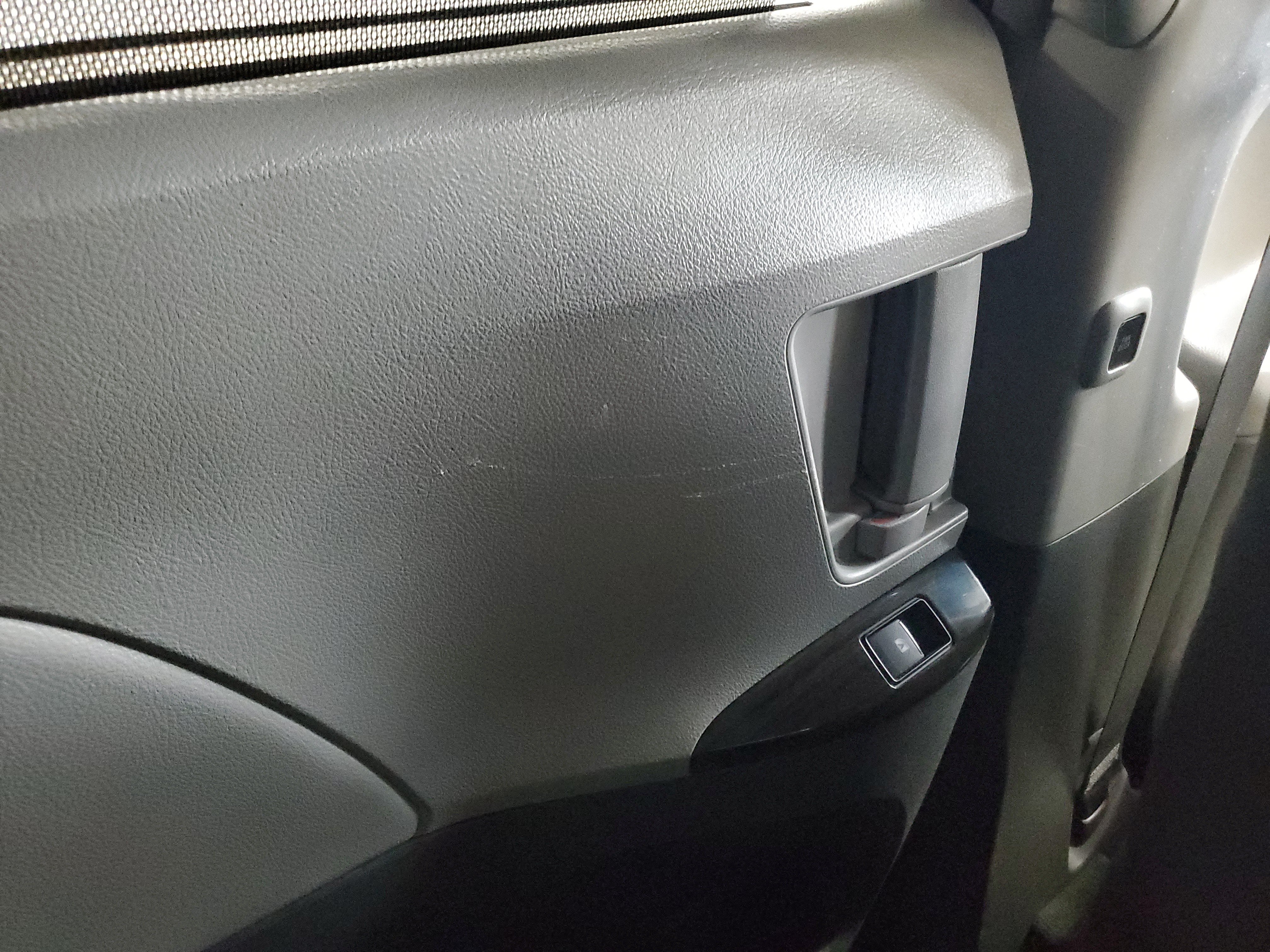 Used 2015 Toyota Sienna XLE FWD image 15