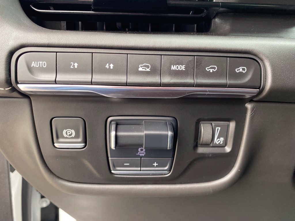 Used 2024 Cadillac Escalade Sport Platinum w/ LPO, ONYX Package AWD/4WD image 33
